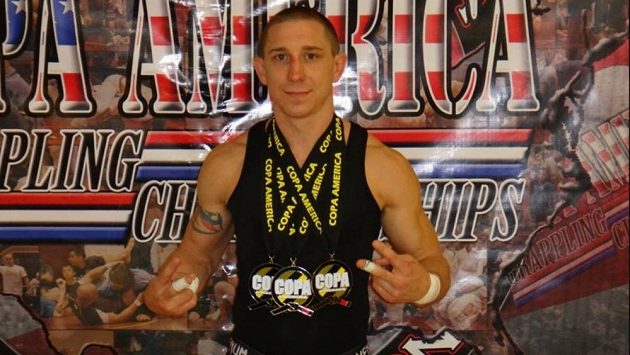 bojovník MMA Philip Keller zavraždil snúbenicu