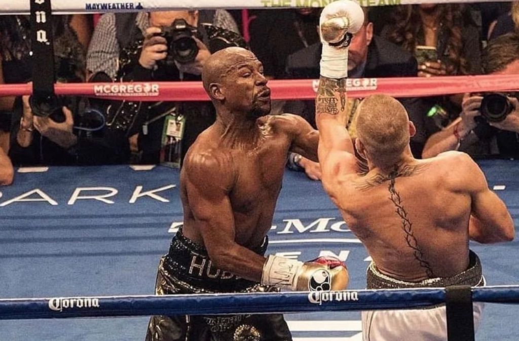 McGregor zdieľa fotku zo zápasu s Mayweatherom a odpovedá na možnú odvetu jedným slovom!